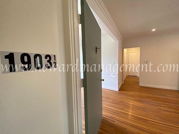 2nd image of 1903 Montana Ave #1/2