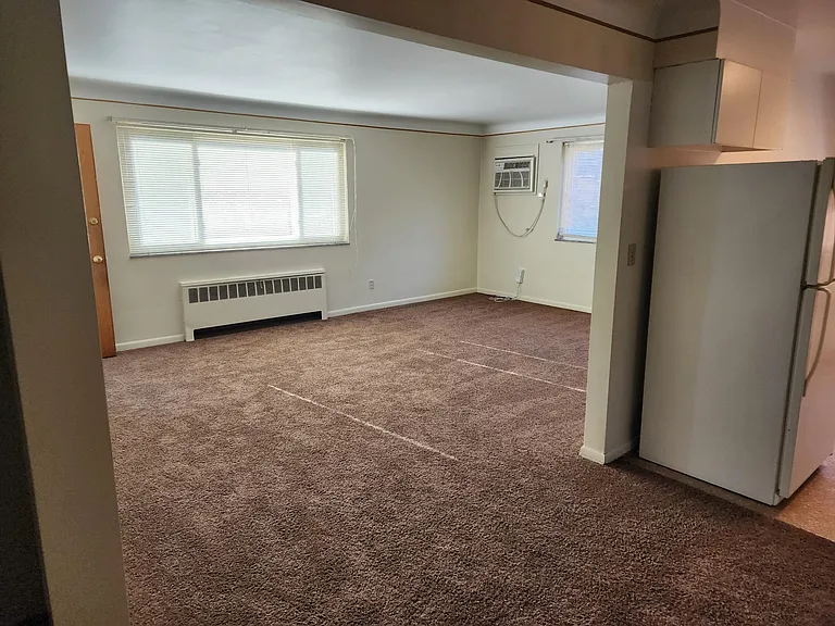 2526 Vera Ave #3 — Photo 5
