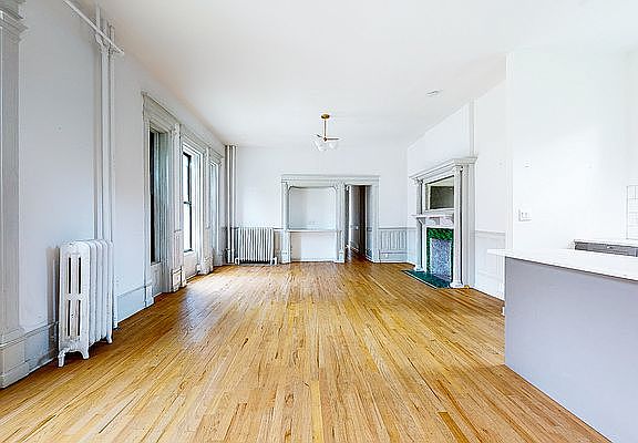 3rd image of 285 Macdonough St #1F