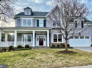 7100 Brennon Ln, Chevy Chase, MD 20815