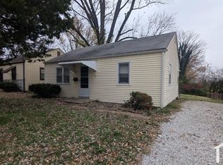 306 Mueller Ave, Saint Louis, MO 63135