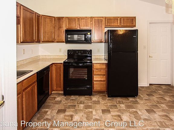 3rd image of 2717 Lullwater Ln