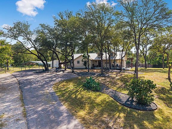 4th image of 1127 Penion Dr