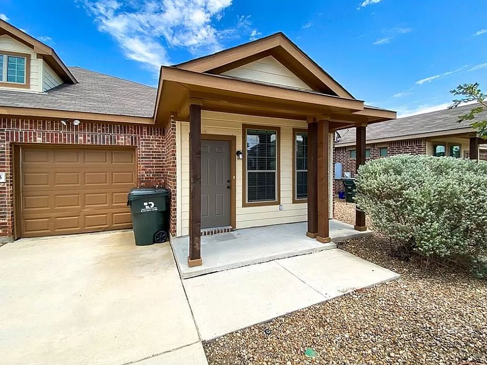 1st image of 137 Creekside Villa Dr