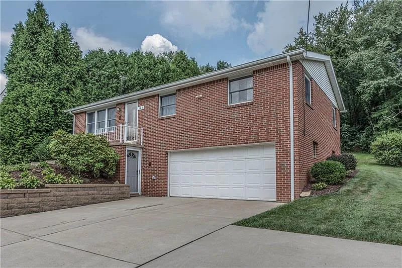 124 Sunny Ln photo 1
