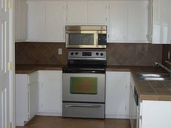 2nd image of 94 Peppertree Ln