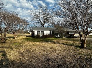 250 NW 9th St, Cooper, TX 75432