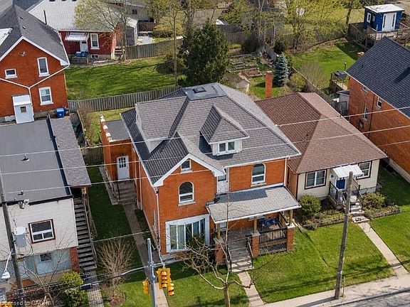 2nd image of 219 Erie Ave