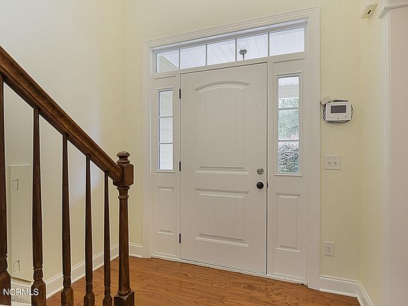 4th image of 502 Redwine Avenue