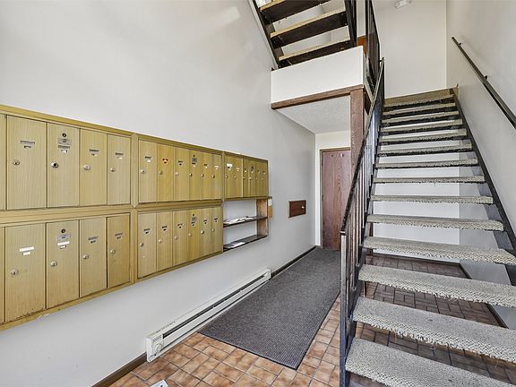 3rd image of 1831 Fuller Rd APT 1