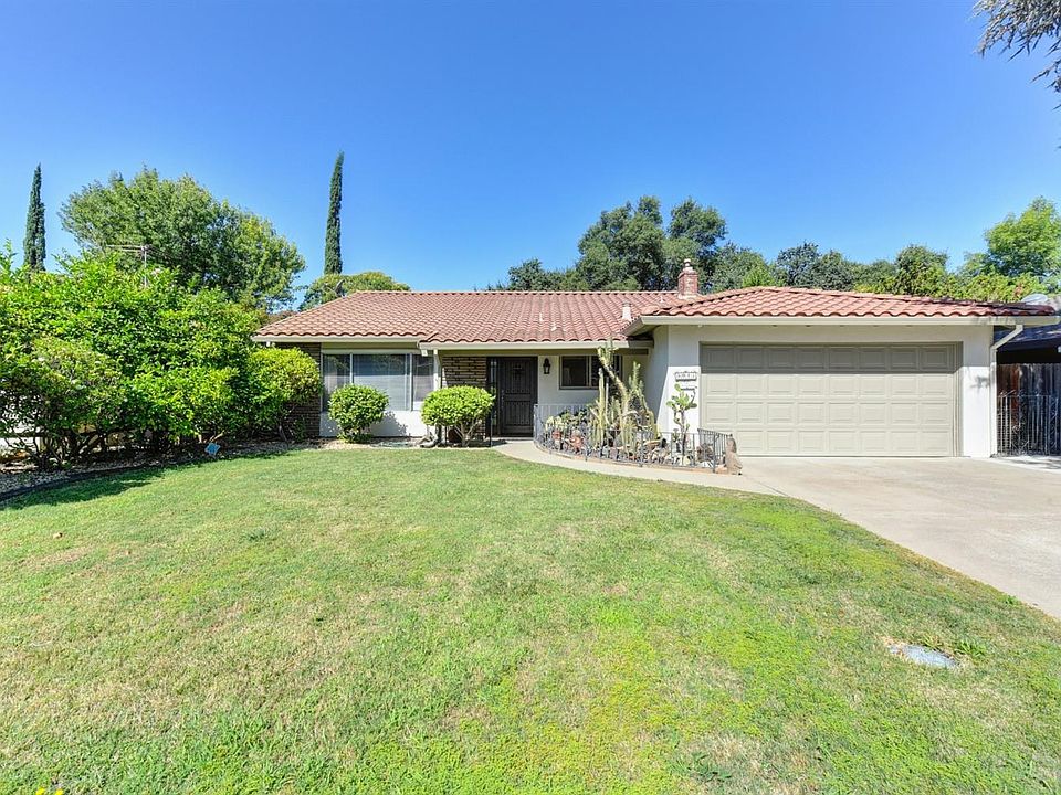 2nd image of 5017 Creek View Way