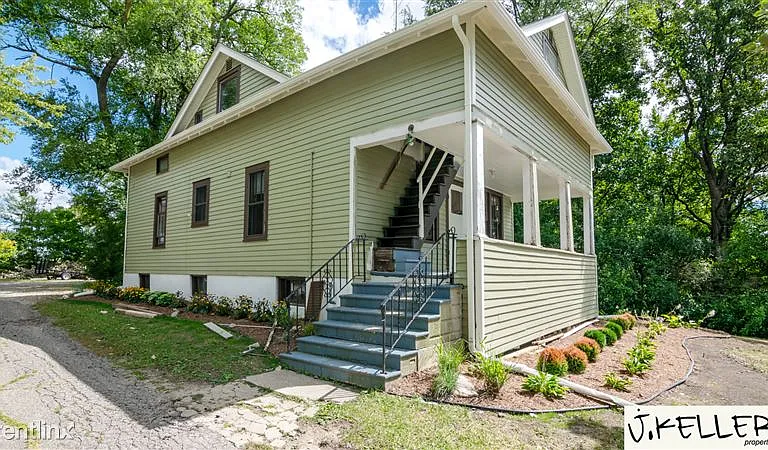 2455 S Main St — Photo 23