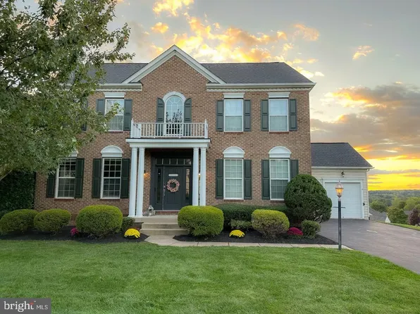 21082 Hooded Crow Dr, Leesburg, VA 20175