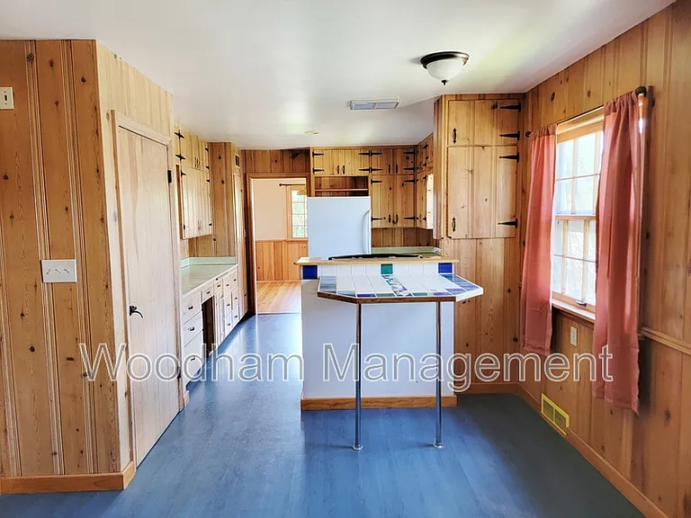 517 S 14th Ave — Photo 7