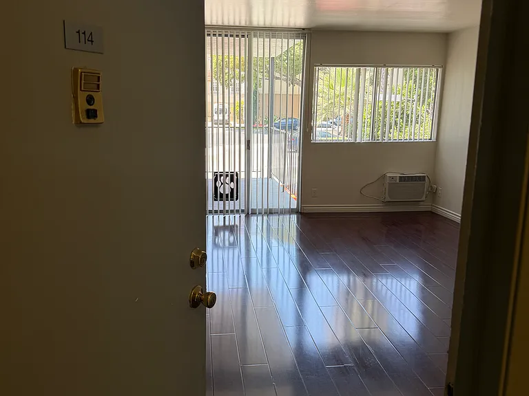 470 E Angeleno Ave — Photo 38