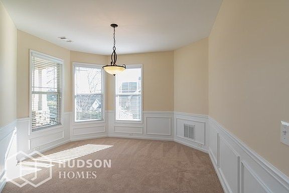 5th image of 2961 Nairn Ct