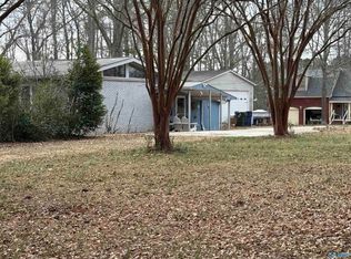 206 Pine Lake Dr, Harvest, AL 35749