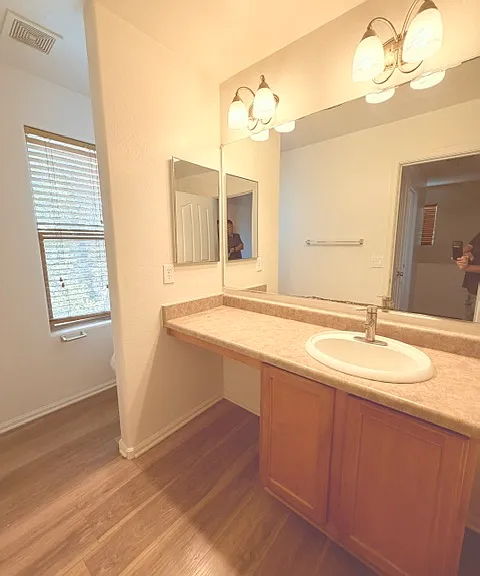 10949 W Pierson St — Photo 13