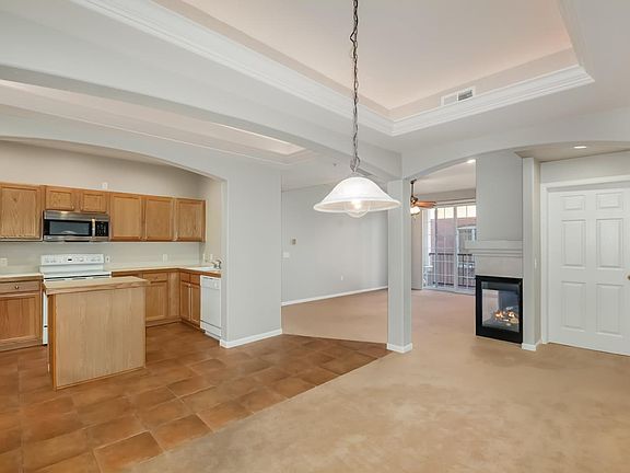 4th image of 1415 N Washington St APT 202