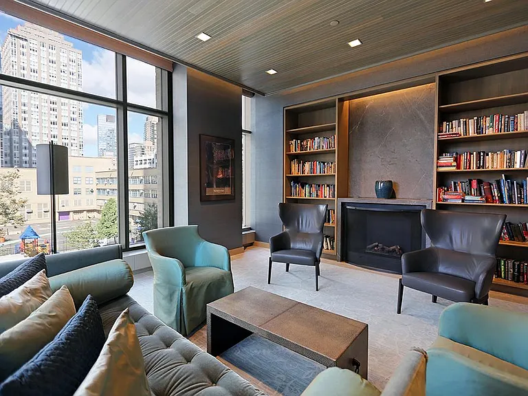 175 W 60th St #45F — Photo 10