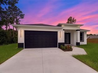 448 Rayneta ST, LEHIGH ACRES, FL 33974