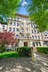 465 Eastern Parkway