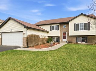 1104 Weinberger Cir, Joliet, IL 60431