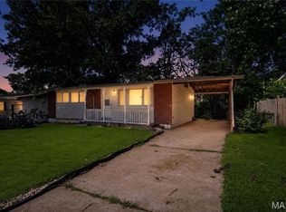 10223 Reba Dr, Saint Louis, MO 63136
