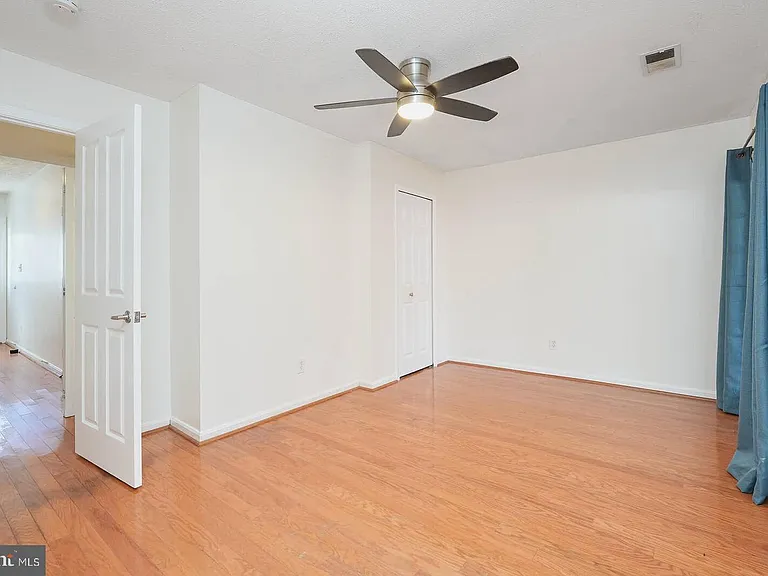 9575 Donnan Castle Ct — Photo 12