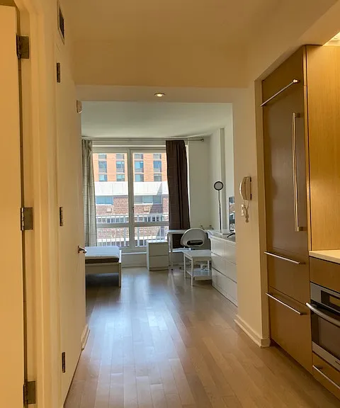 340 E 23rd St #10G — Photo 1