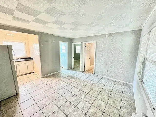 2 bed, $1,395 — Photo 3