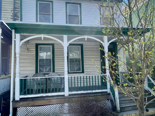30 N 5th St #2, Hudson, NY 12534