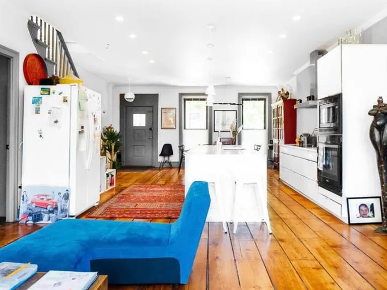 450 De Graw St #1 — Photo 6