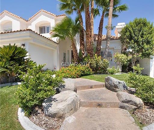 4th image of 8124 Sunset Cove Dr