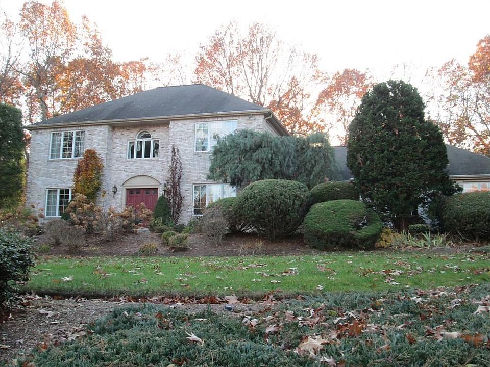 1st image of 6 Cartier Ct