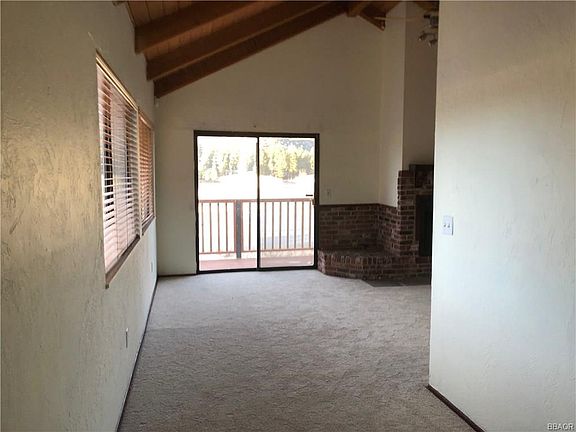4th image of 321 W Fairway Blvd