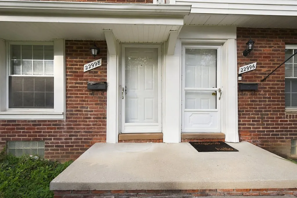 2 bed, 896 sqft, $1,700 — Photo 4