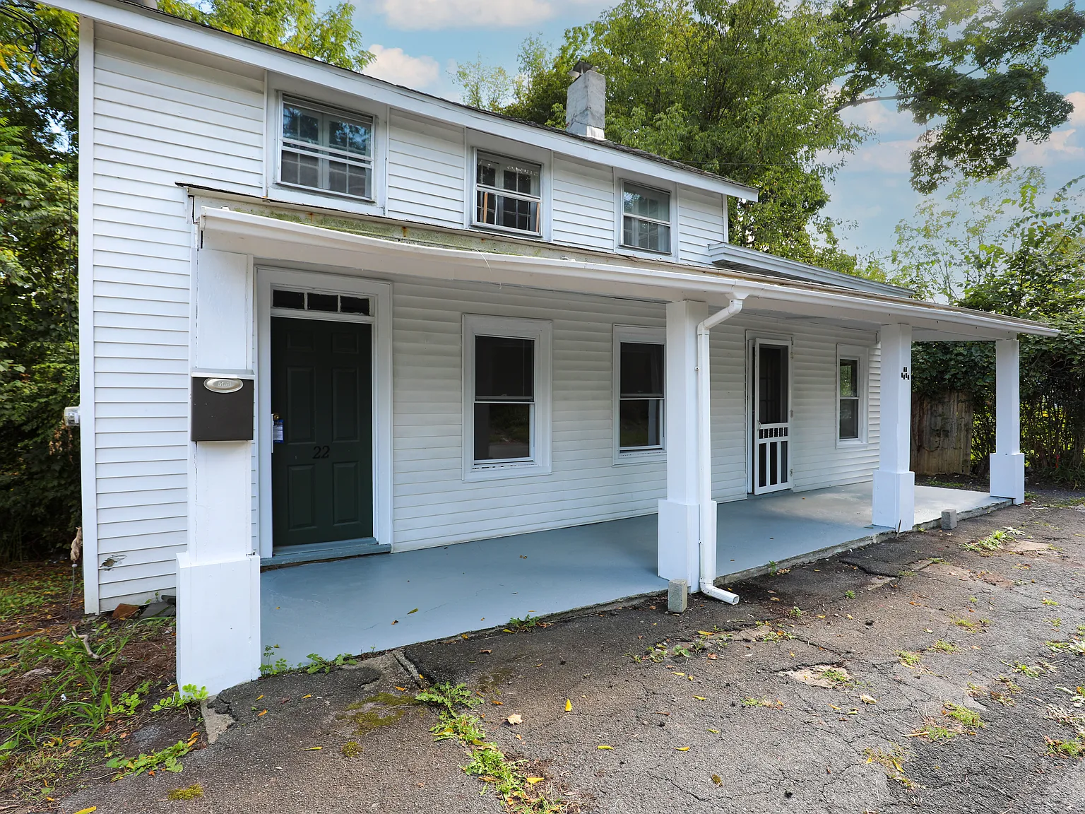 2 bed, 796 sqft, $1,700 — Photo 1