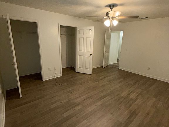 5th image of 1301 Louisville St #30