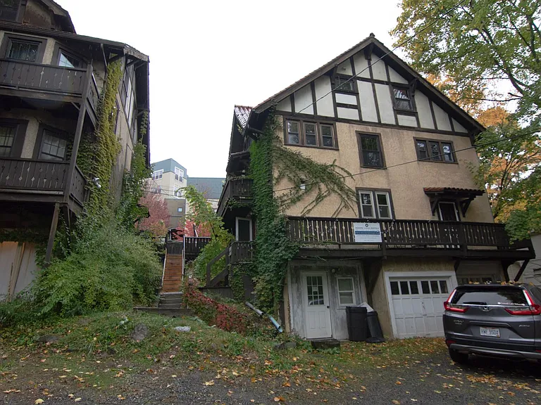 106-112 S Quarry St — Photo 168