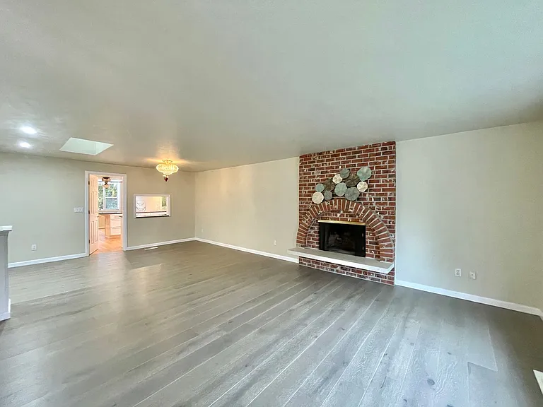 3023 NE 192nd St — Photo 3