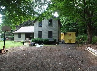 407 Broad St, Albion, MI 49224