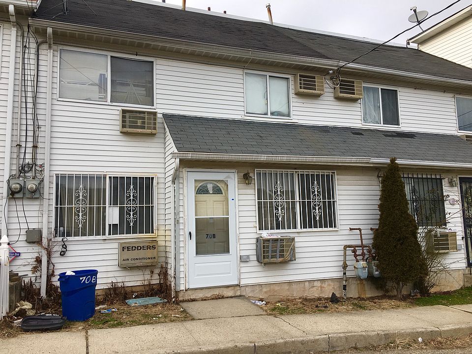 1st image of 70 Clark Ln #B