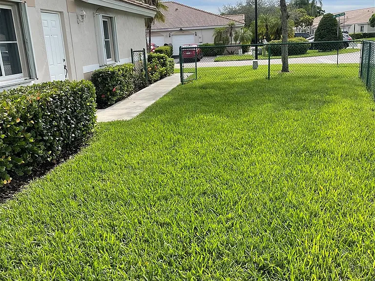 1810 SW 114th Ter — Photo 19