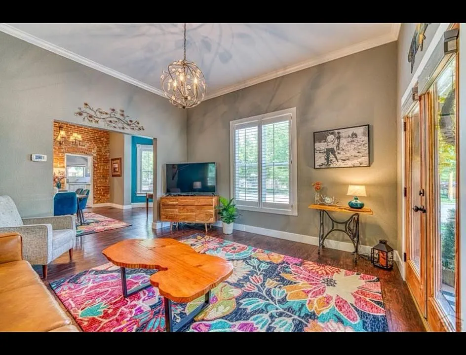 731 Greenwood Ave