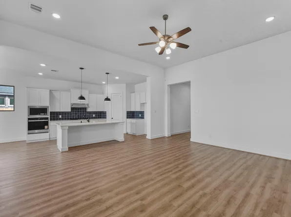 721 Cross Timbers Trce, Waller, TX 77484
