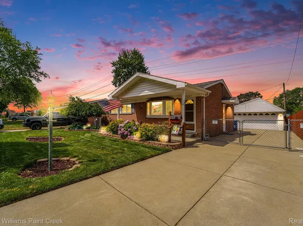 30567 Flanders Ave, Warren, MI 48088