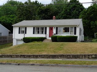 5 Wedgewood Rd, Worcester, MA 01602