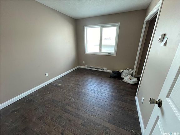 5th image of 113 Anne St