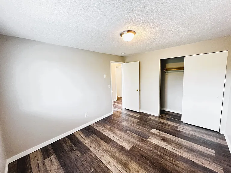 12517 47th Ave SW #16 — Photo 10